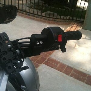 CanAm Riser 1