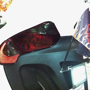 Tail light tint