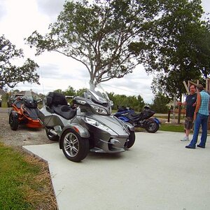 FILE0379