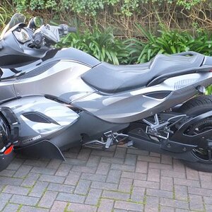 Spyder 2011 025