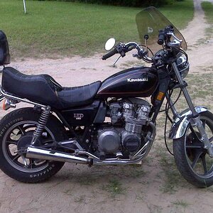 Kawasaki KZ550