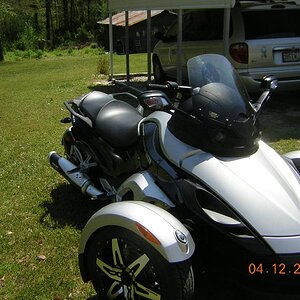 Sport windshield