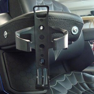 CupHolder3