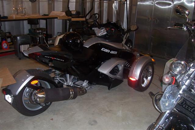 100 1582 (Small)