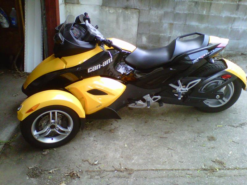 2008 Can-Am SpYder Roadster...All Stock so far...