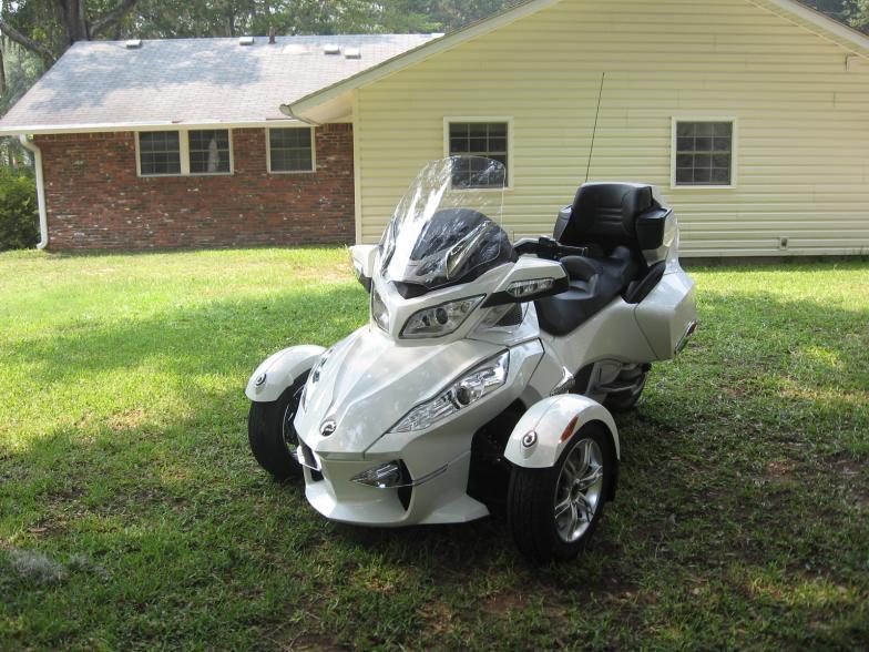 2011 Spyder, Limited
