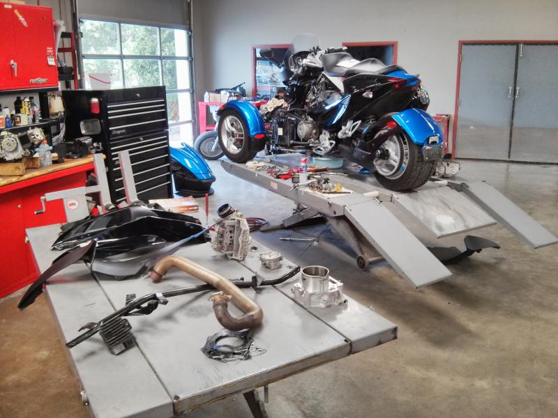 3Tracs on Lift