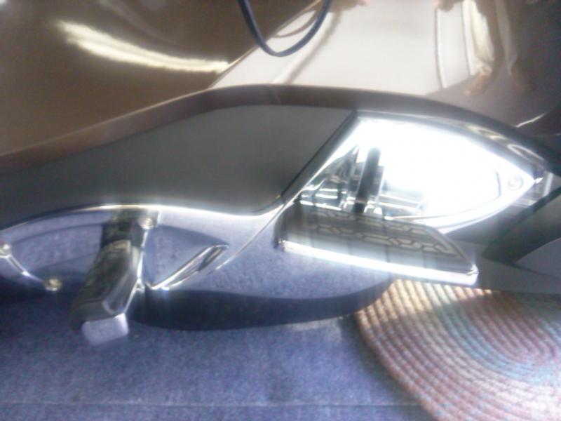 chrome left