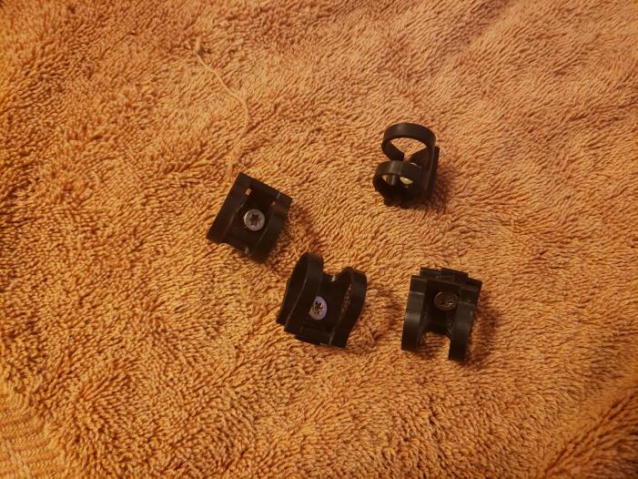 Clips