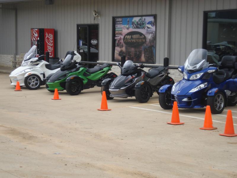 Conroe Powersports Spyder Get together 003