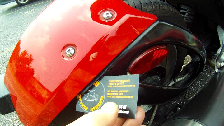 Crack right side w card