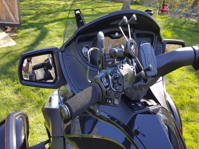 Grip and X mount