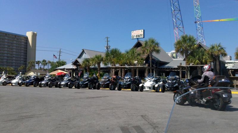 Hammerhead Fred's