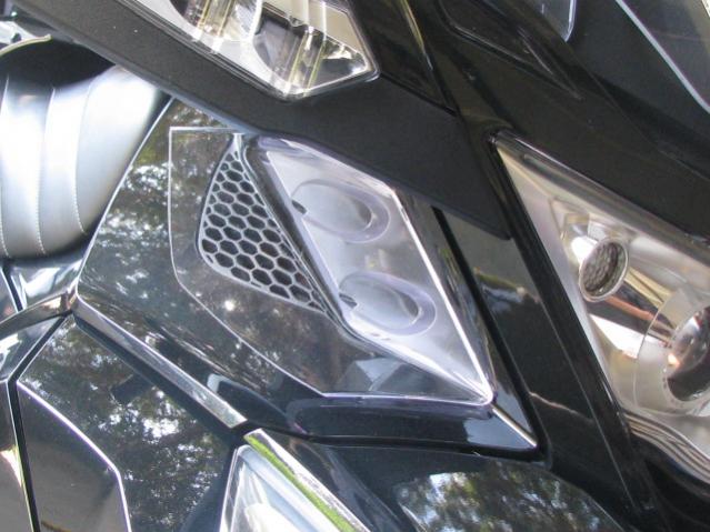 Mini winglets