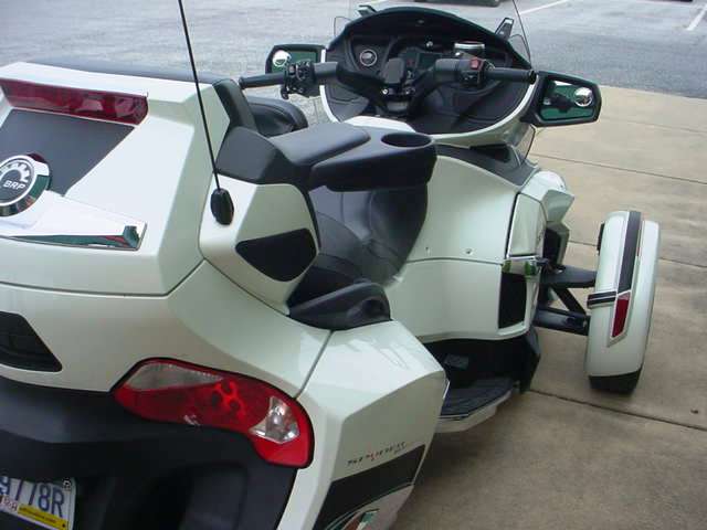 MVC 010S