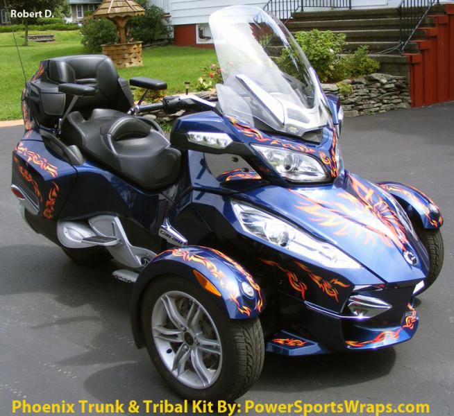 Phoenix kit with added fender and saddle bag graphics. Powersportswraps.com