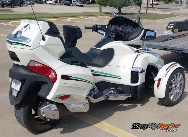 RT Break Stripe Green   CF 2