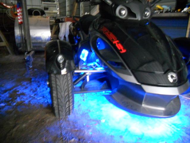 Side Panel w/disconnects  Lucky's Ride