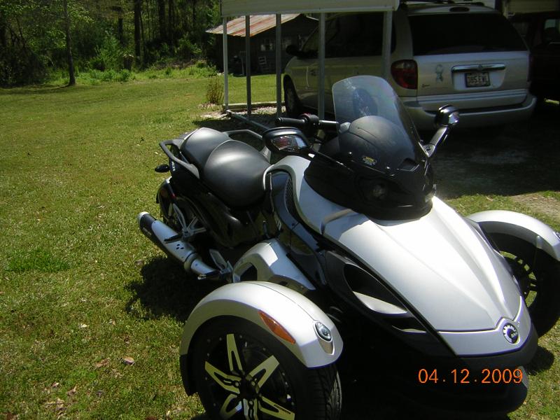 Sport windshield