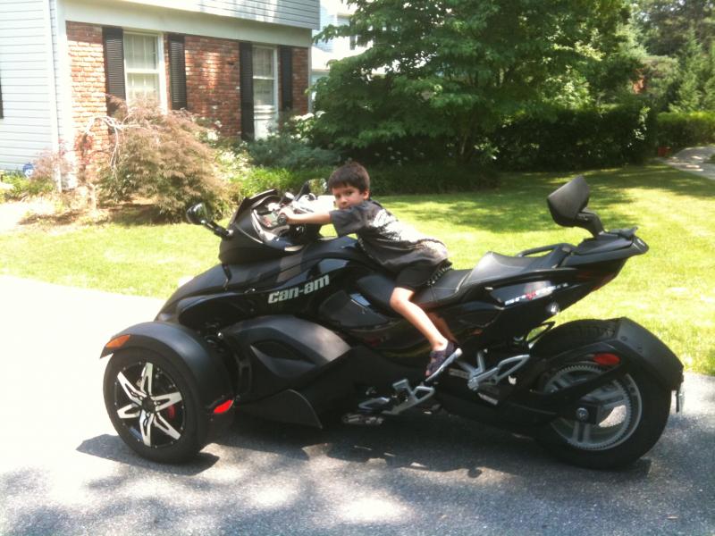 The kid can dream!